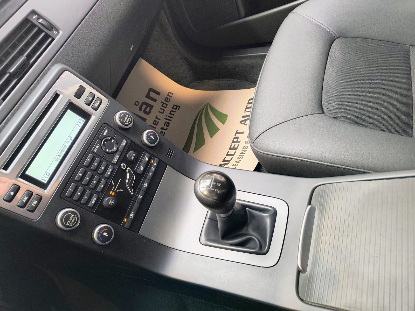 Blå Volvo V70 fra 2008