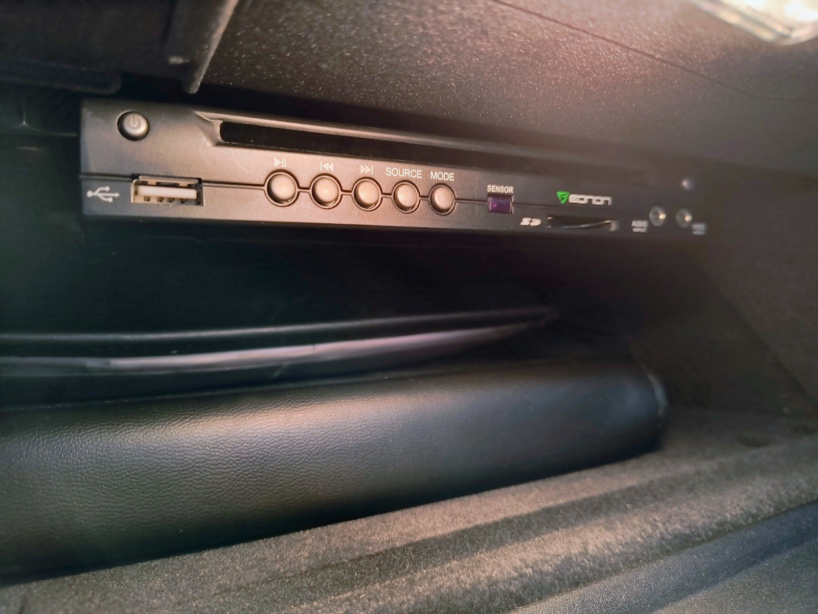 Blå Volvo V70 fra 2008
