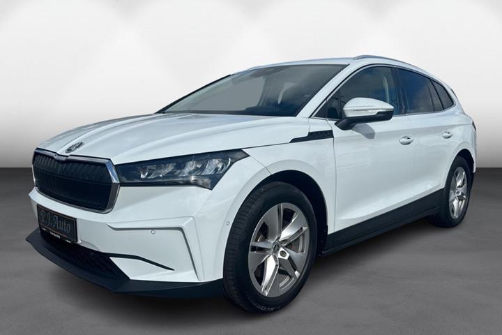 Hvid Skoda Enyaq fra 2022