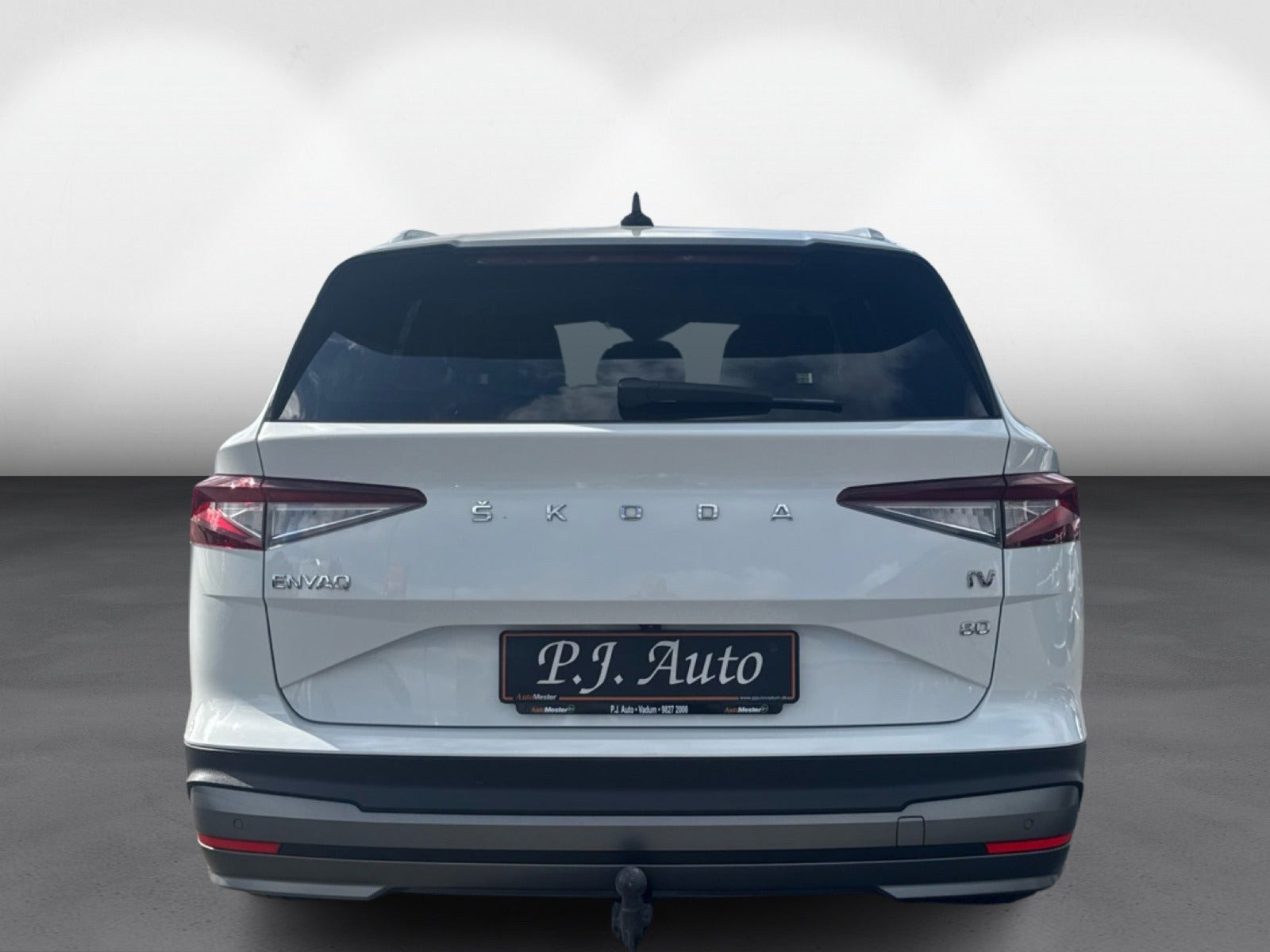 Hvid Skoda Enyaq fra 2022