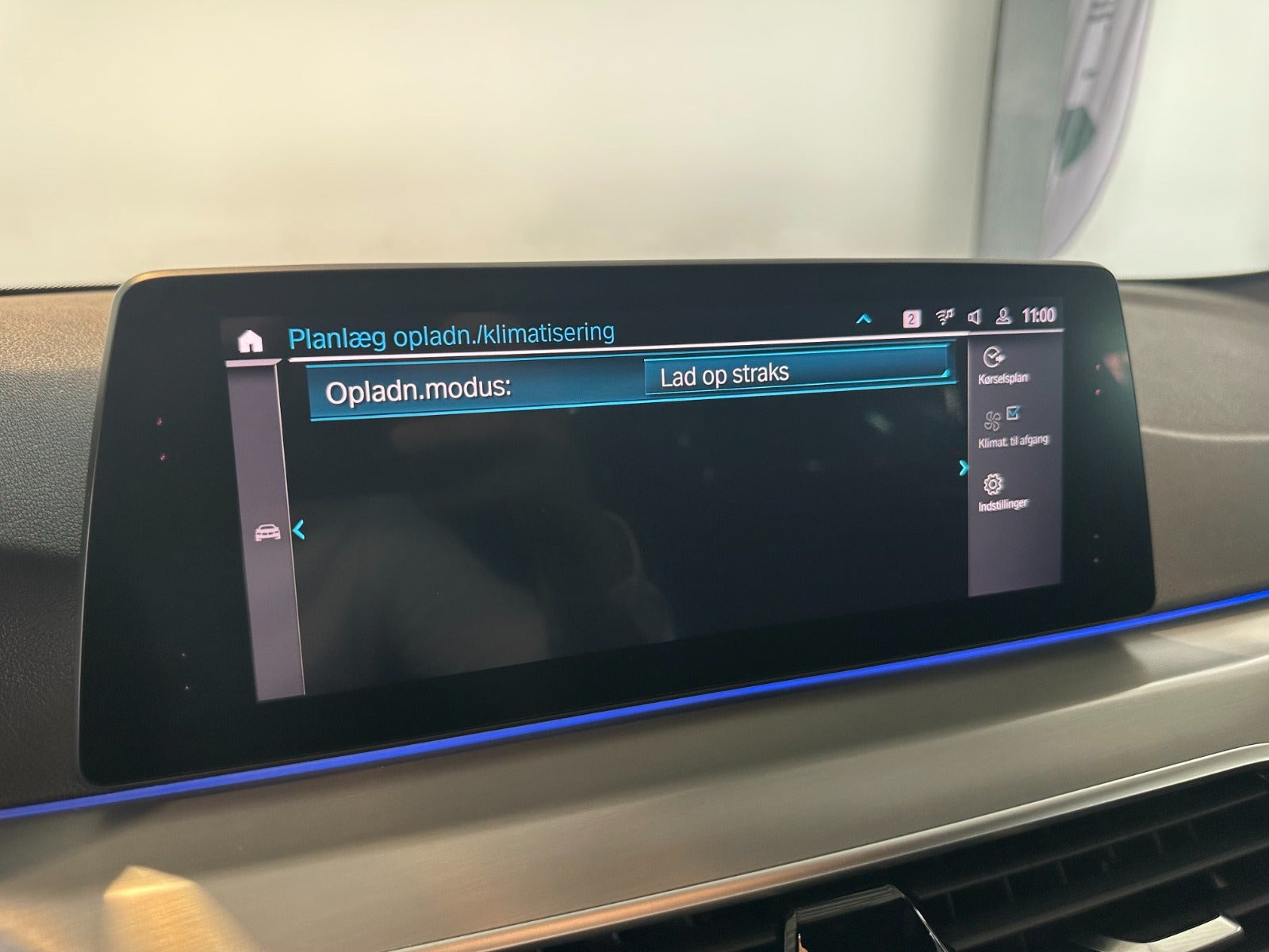 Sort BMW 530e fra 2019