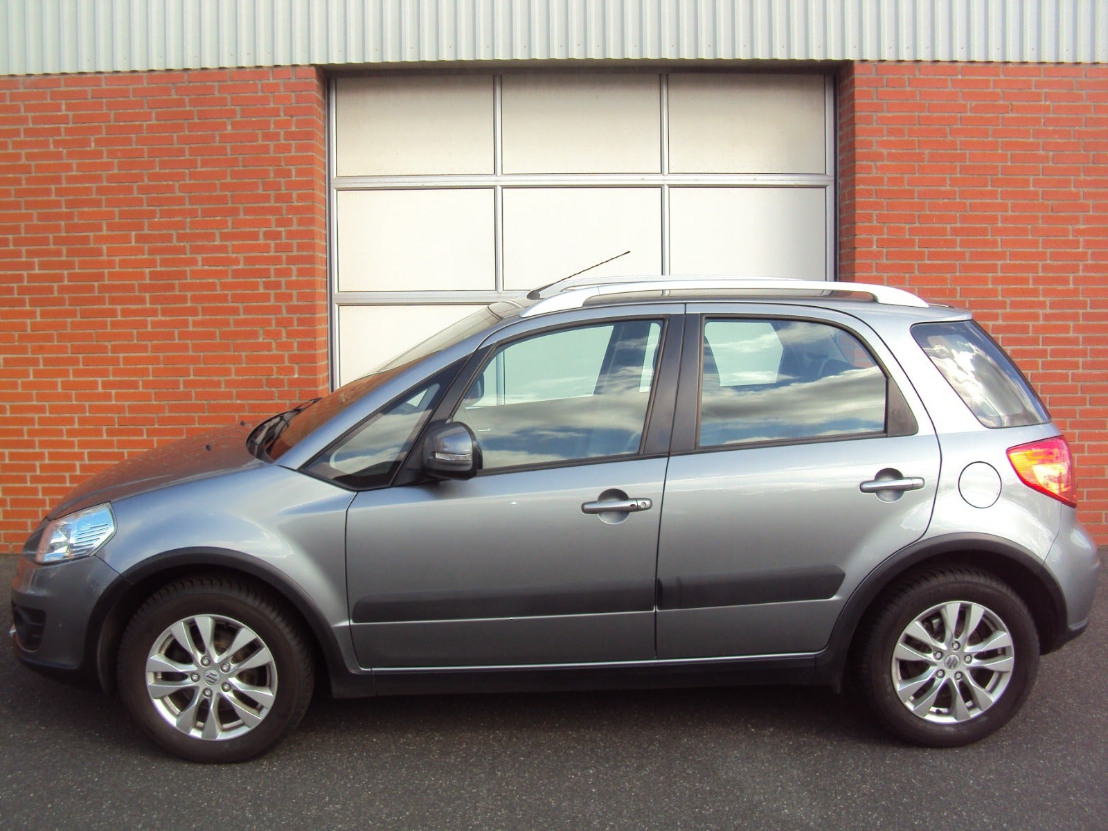 Suzuki SX4 1,6 CombiBack Tour