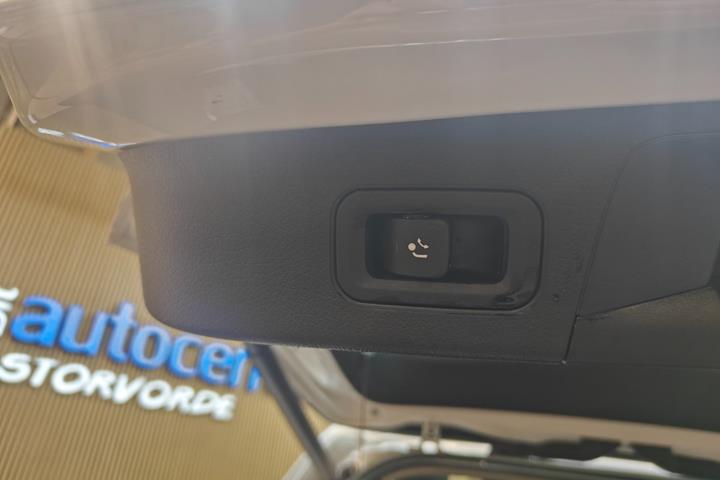 Hvid Mercedes EQA250+ fra 2021