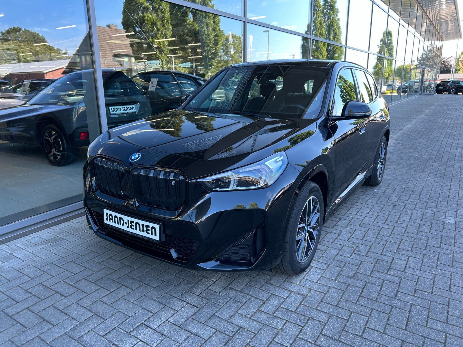 BMW iX1 xDrive30 M-Sport Premium