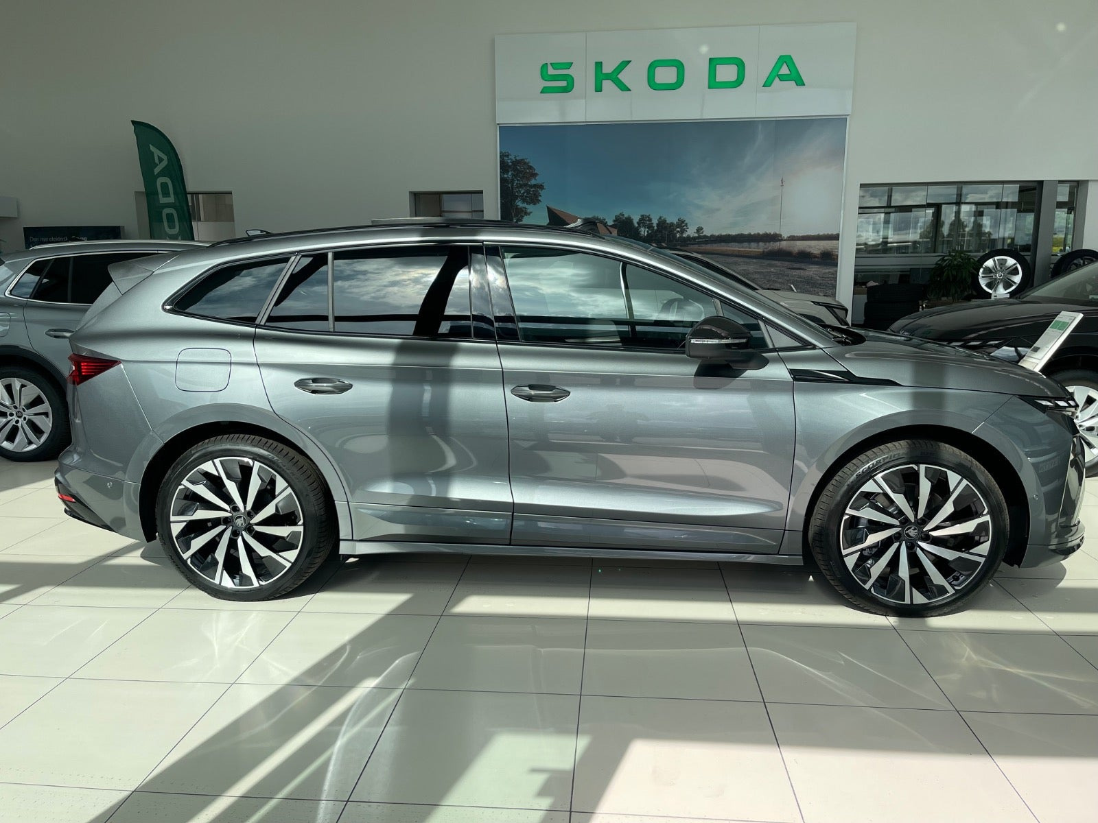 Grå Skoda Enyaq fra 2027