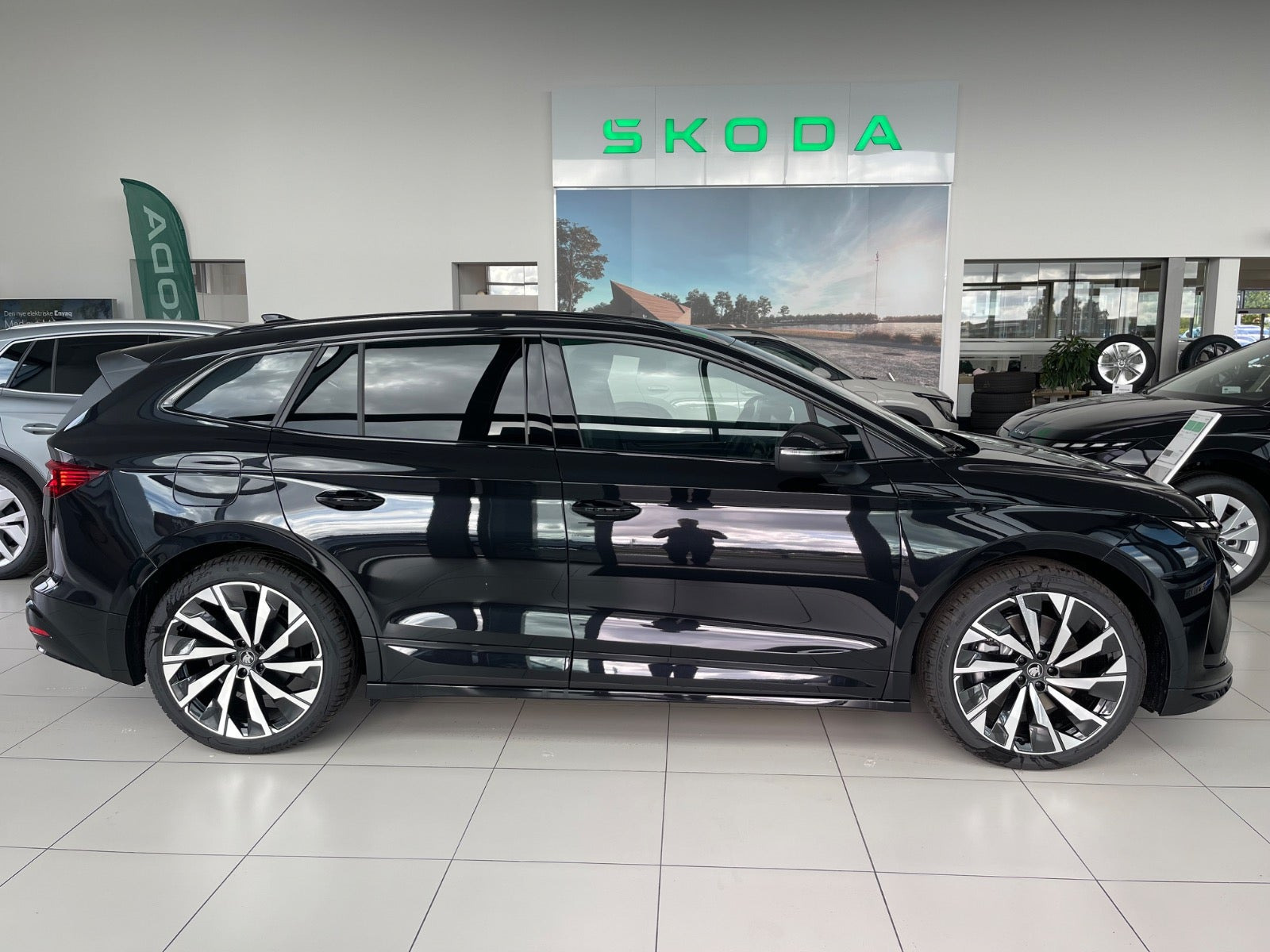 Sort Skoda Enyaq fra 2027