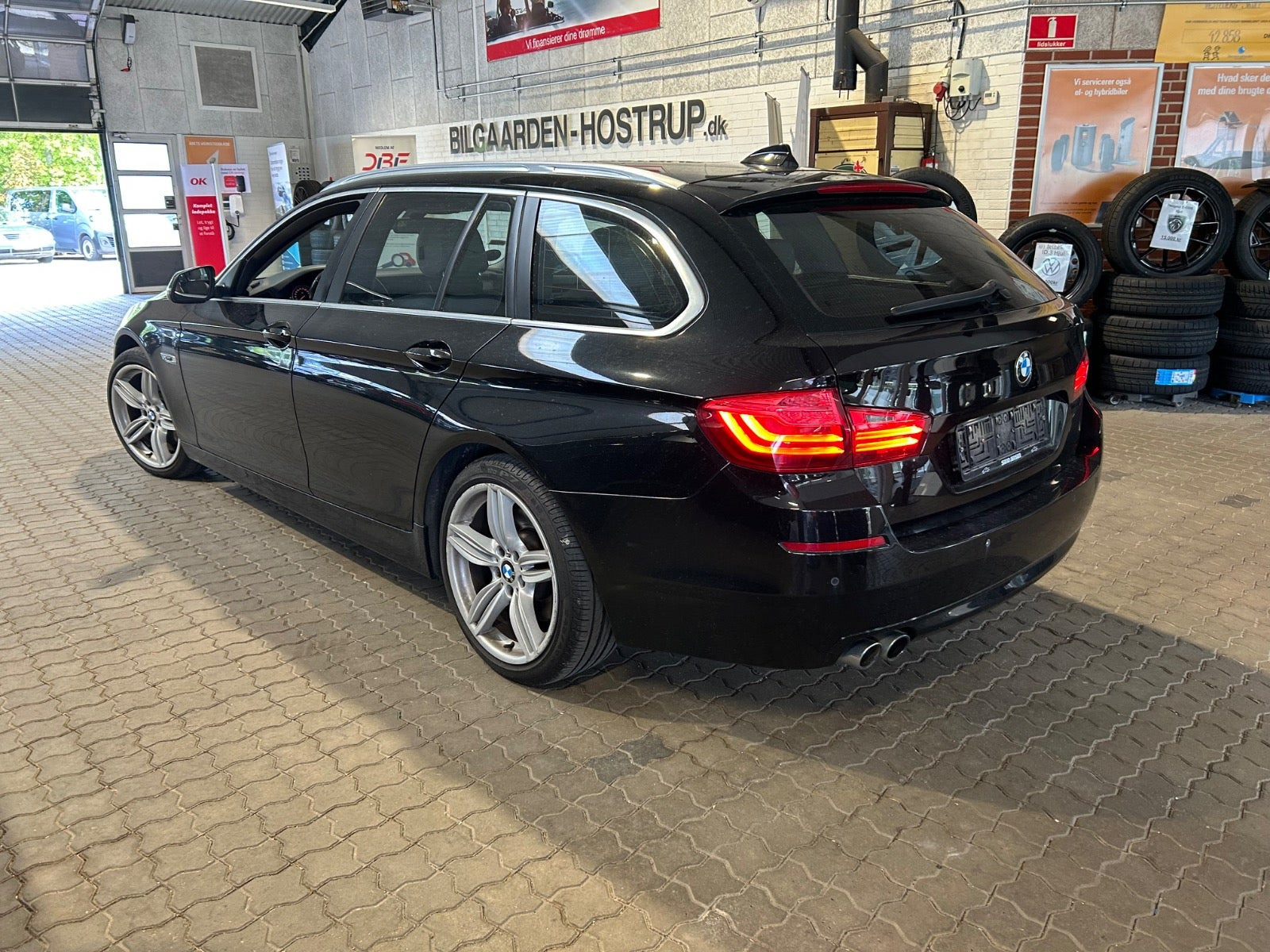 Sort BMW 530d fra 2014