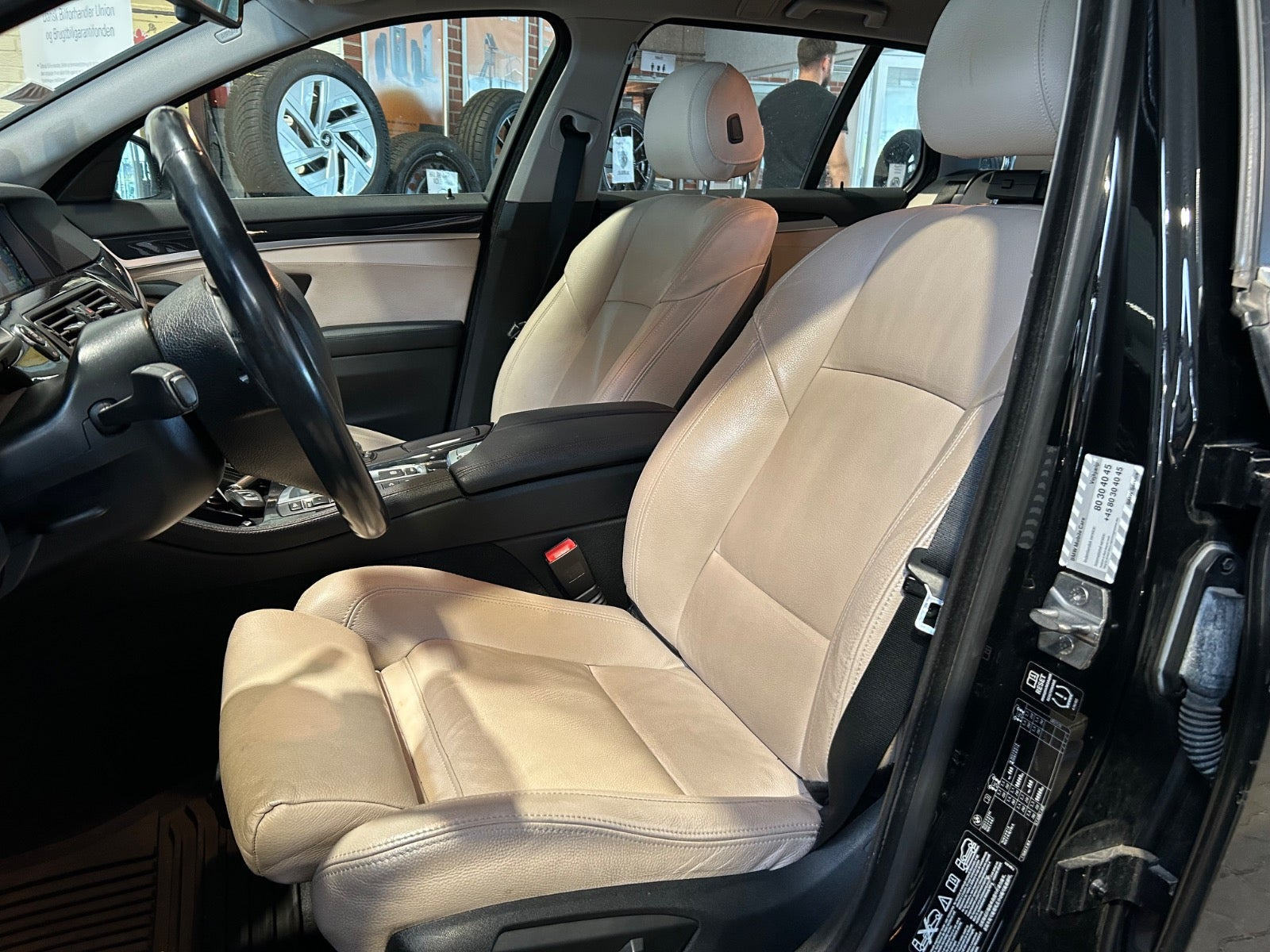 Sort BMW 530d fra 2014