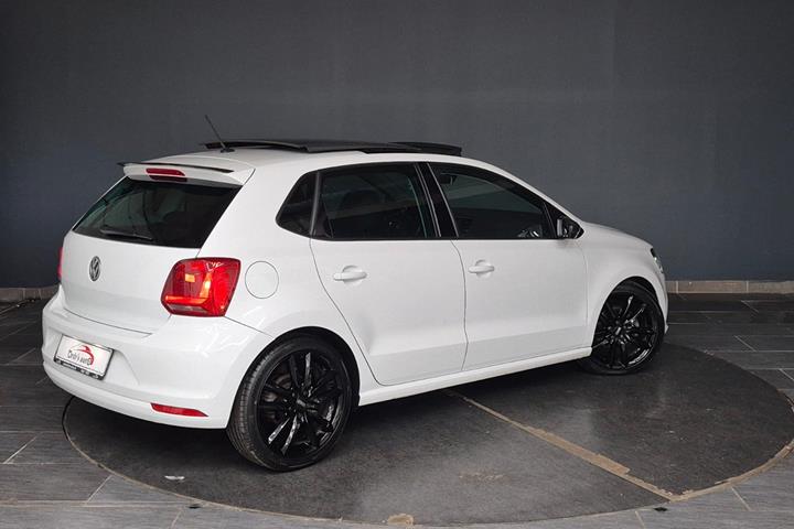 Hvid VW Polo fra 2016