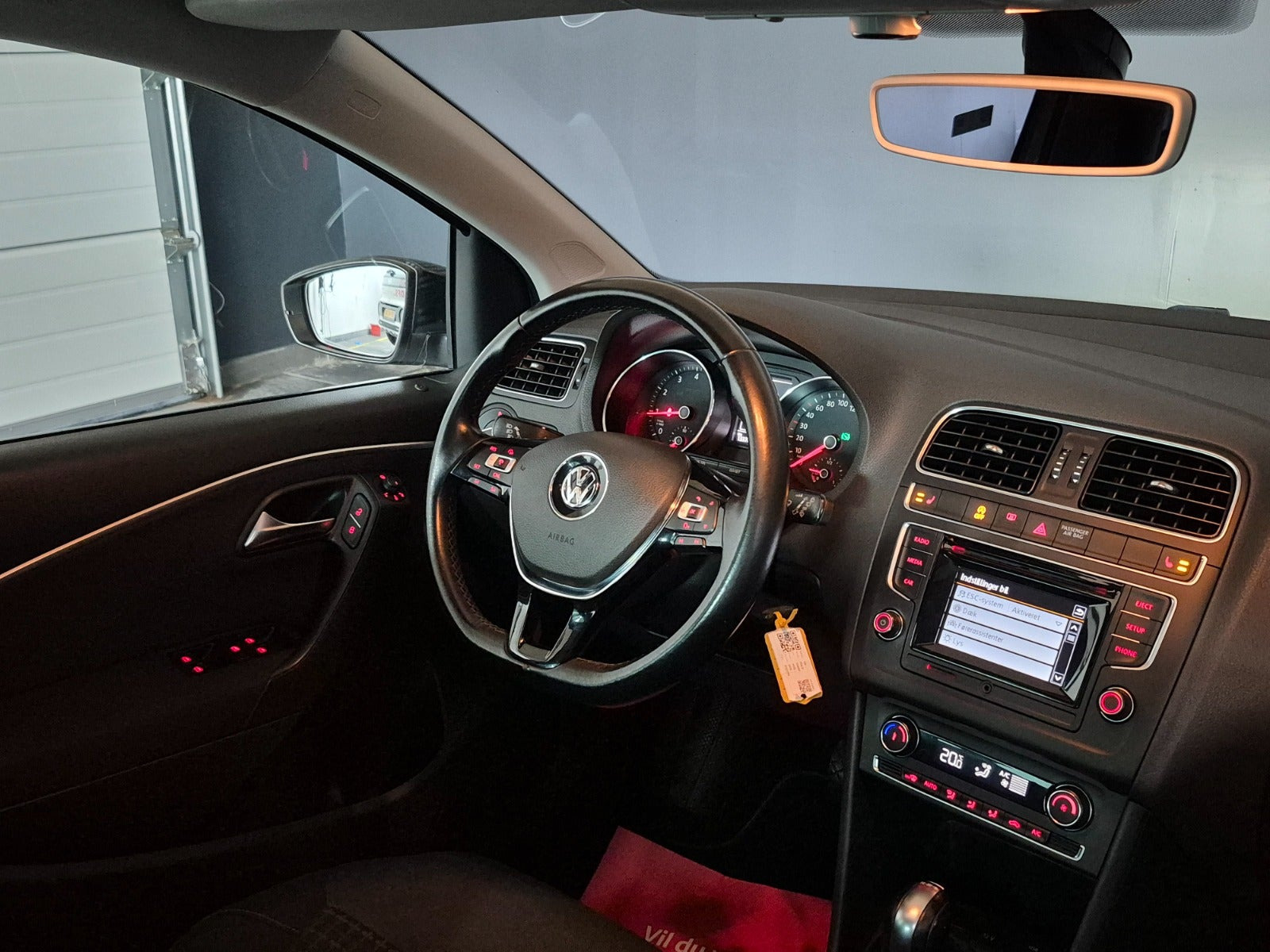 Hvid VW Polo fra 2016