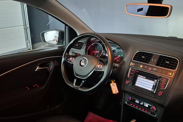 Hvid VW Polo fra 2016