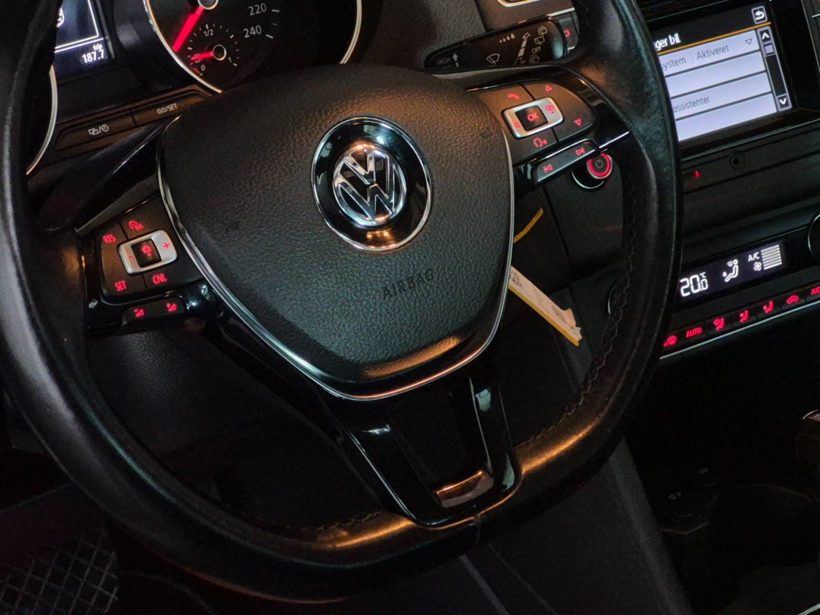 Hvid VW Polo fra 2016