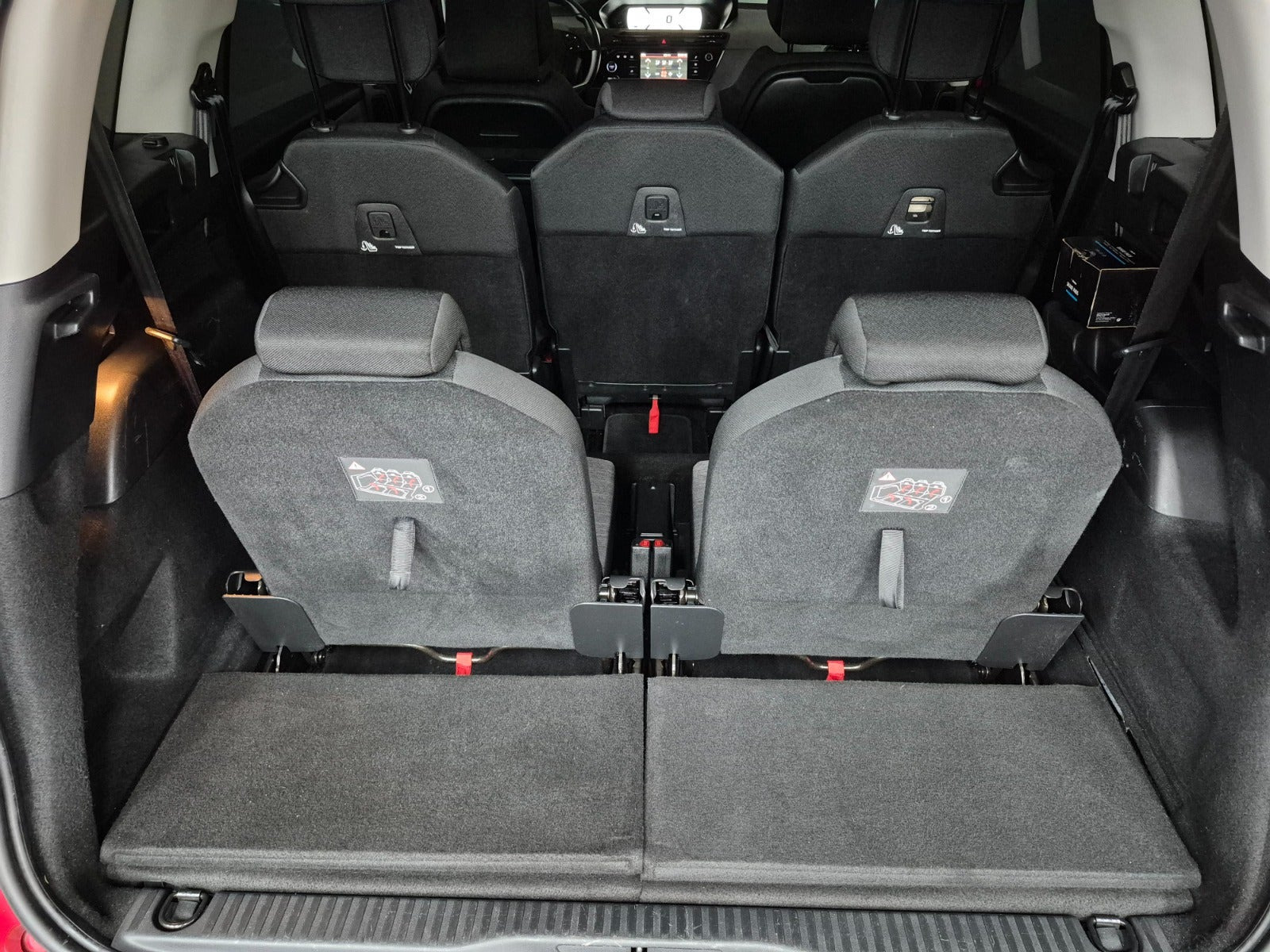 Rød Citroën Grand C4 Picasso fra 2018