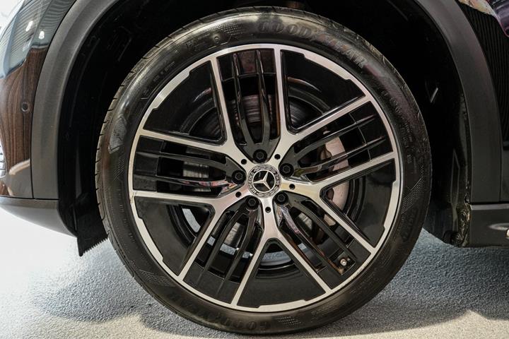 undefined Mercedes EQE350+ SUV fra 2023