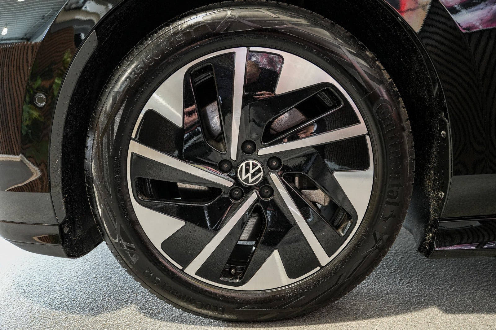 Sort VW ID.7 fra 2025