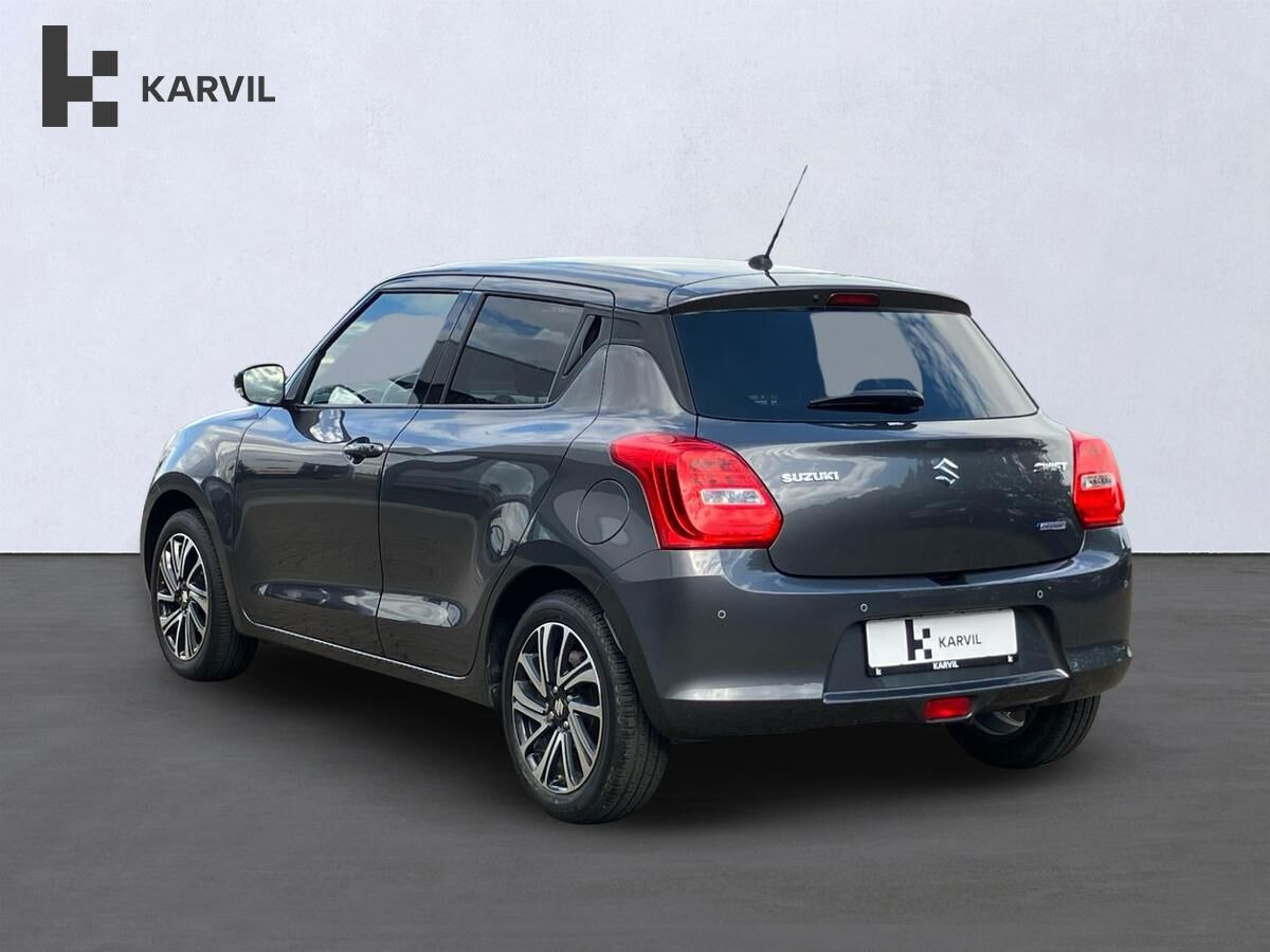 Grå Suzuki Swift fra 2024