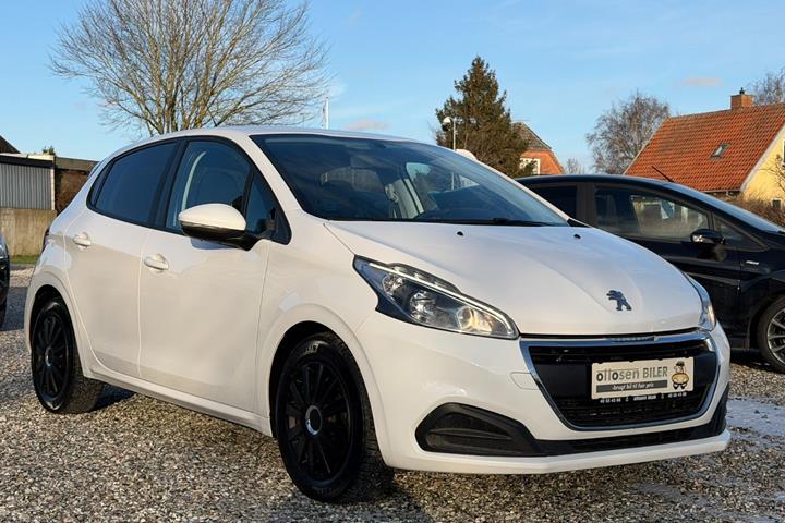 Hvid Peugeot 208 fra 2019