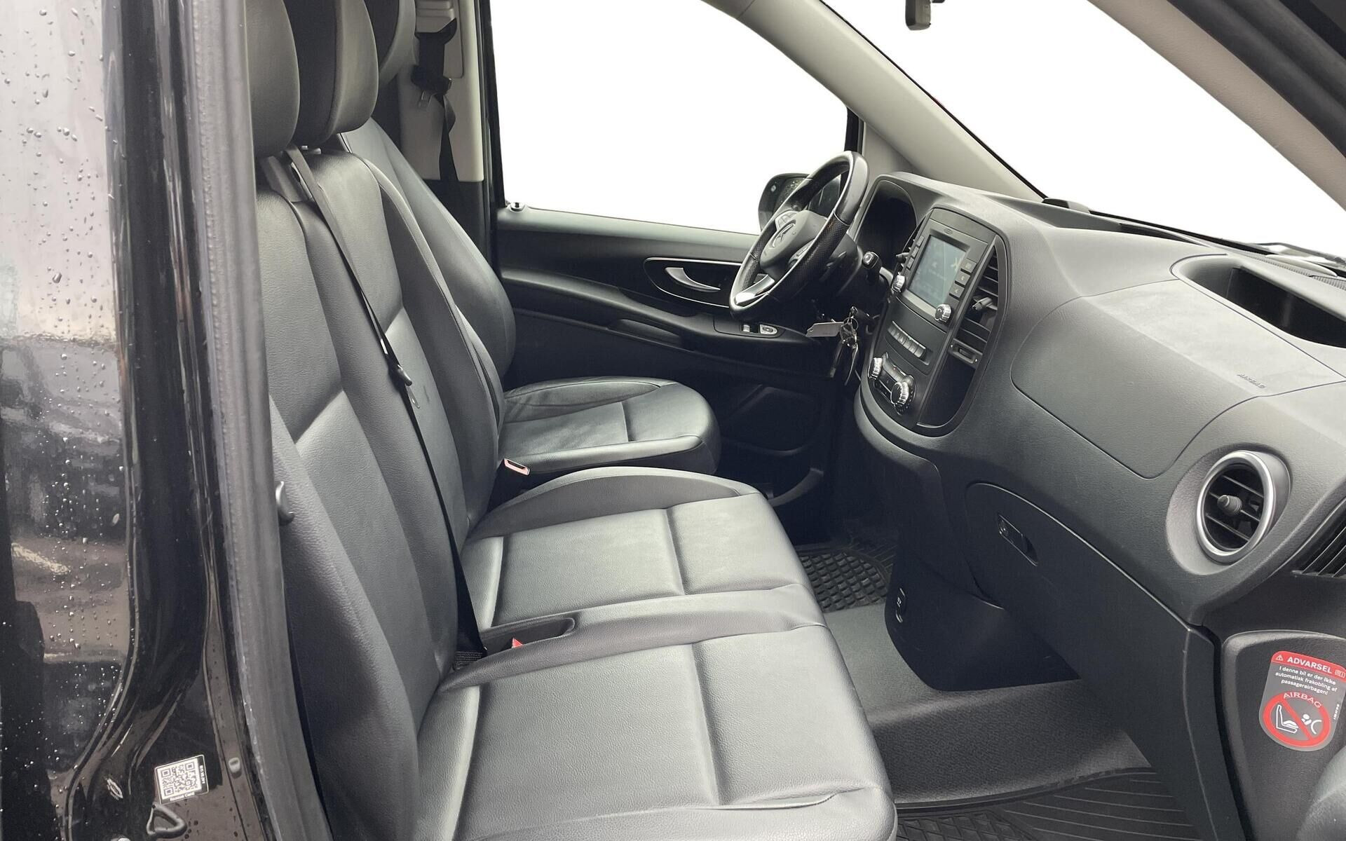 Sort Mercedes Vito fra 2019