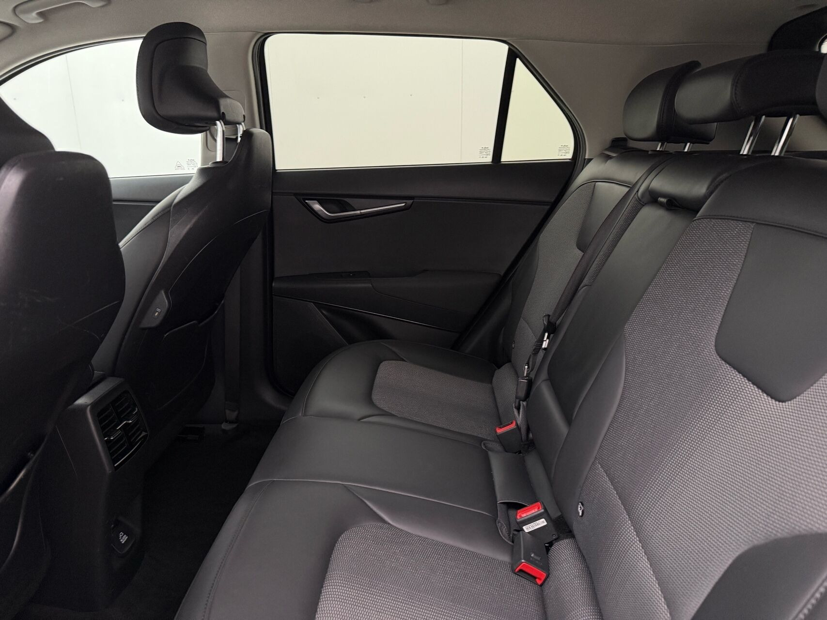 Sort Kia Niro EV fra 2023