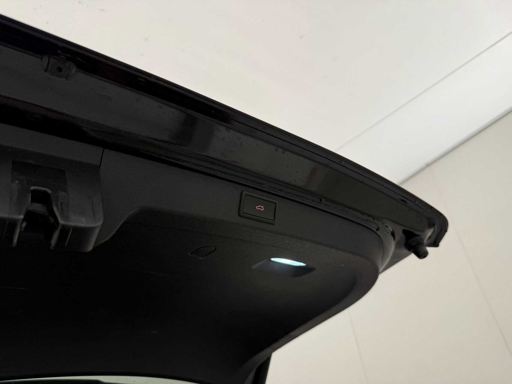 Sort Skoda Enyaq fra 2022