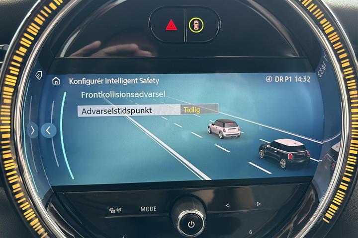 Grå Mini Cooper fra 2021