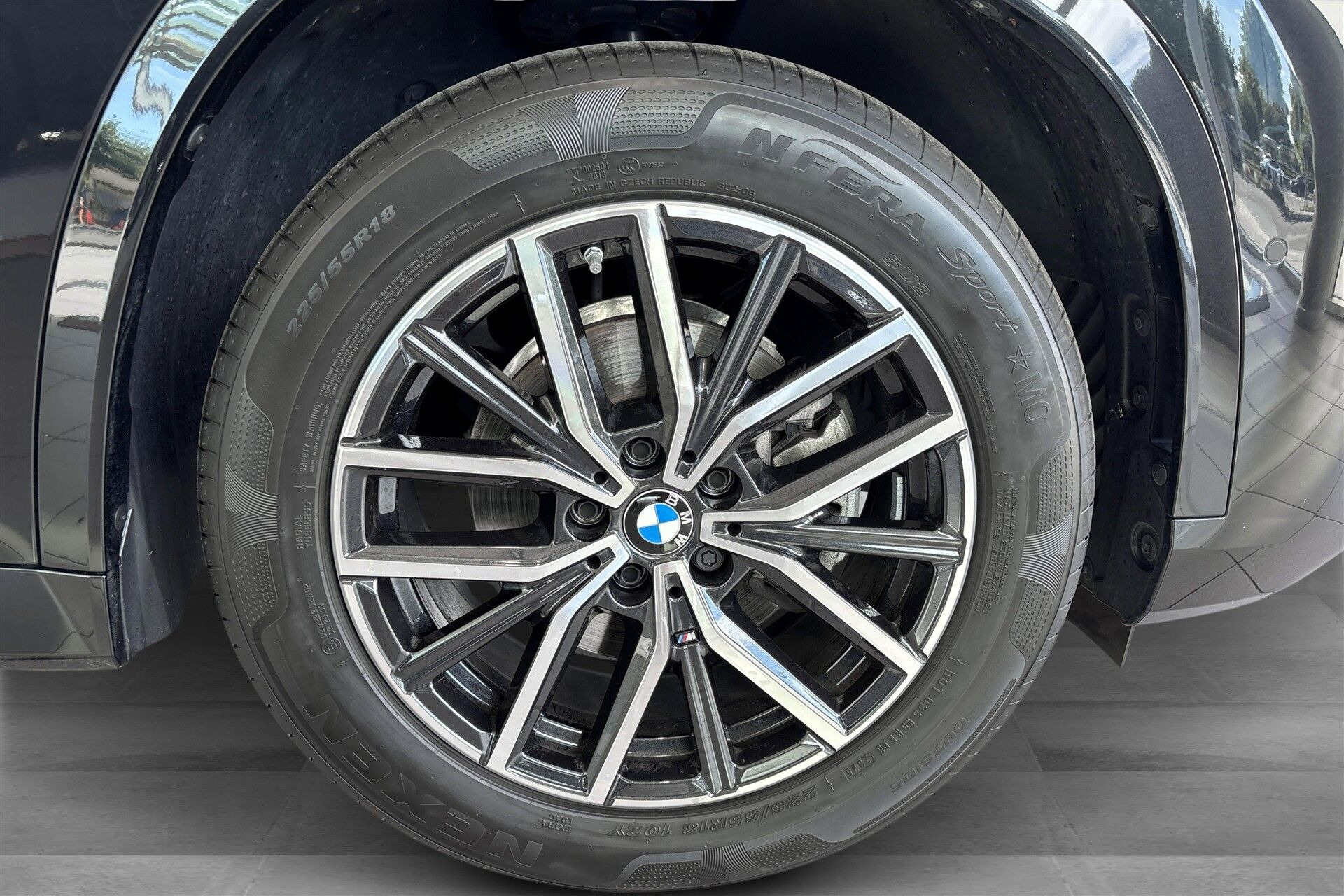 Sort BMW X1 fra 2025