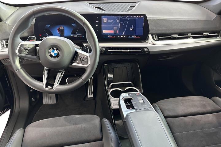 Sort BMW X1 fra 2025