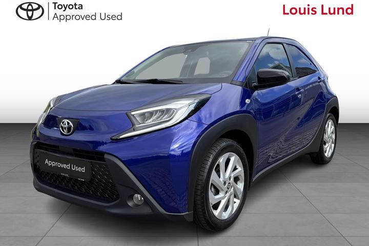 Blå Toyota Aygo X fra 2023