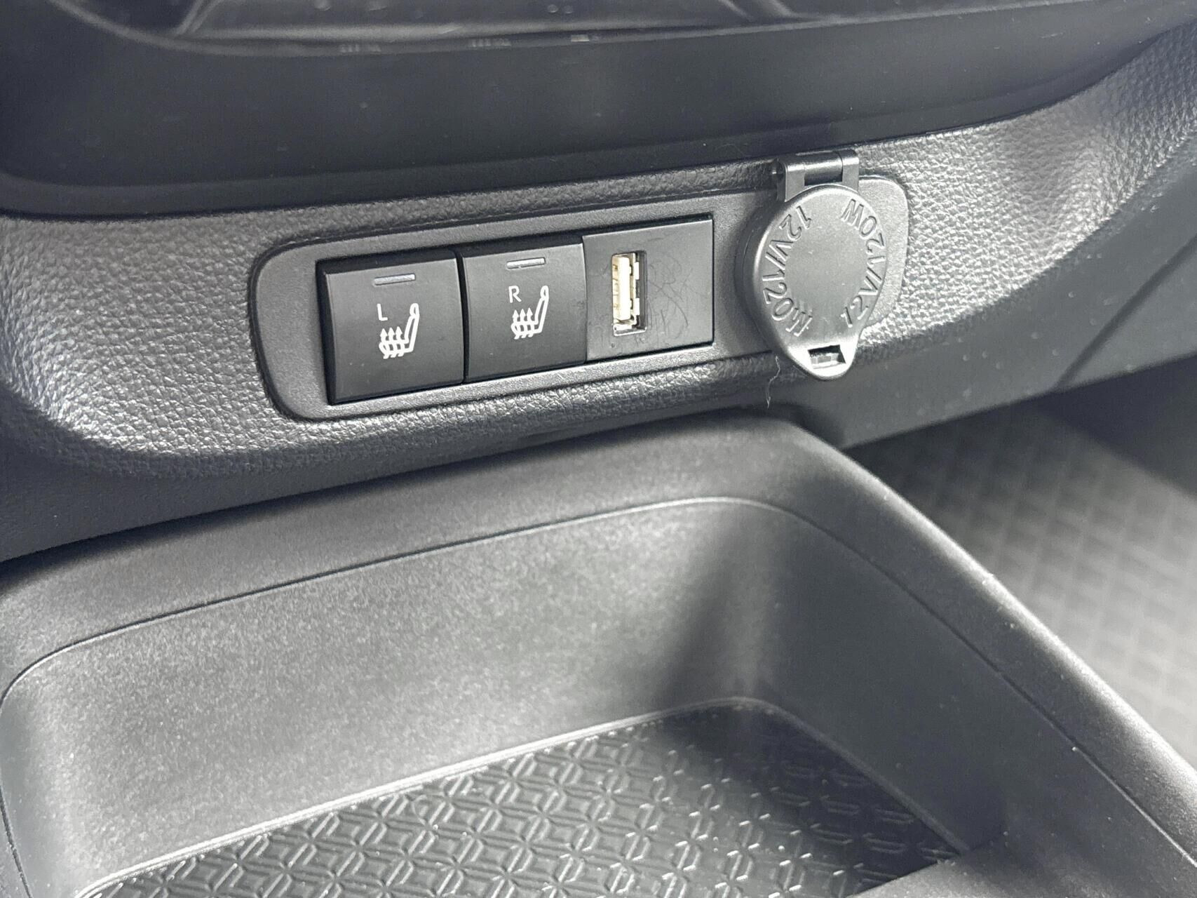 Blå Toyota Aygo X fra 2023