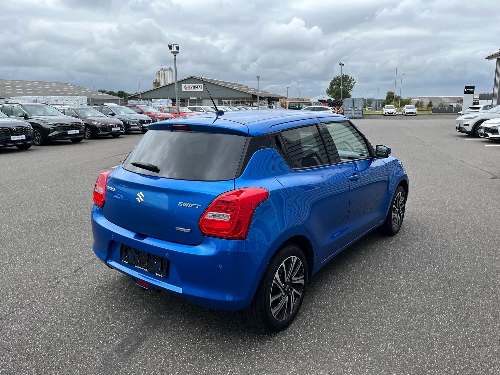 Blå Suzuki Swift fra 2021