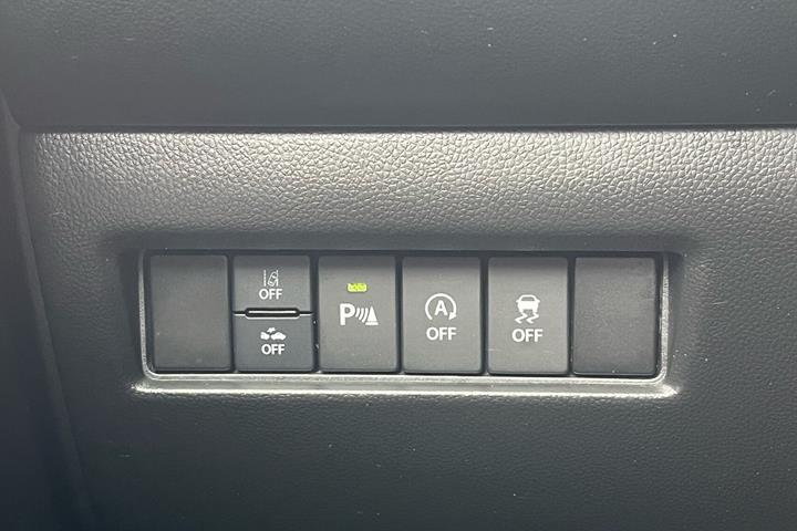 Blå Suzuki Swift fra 2021