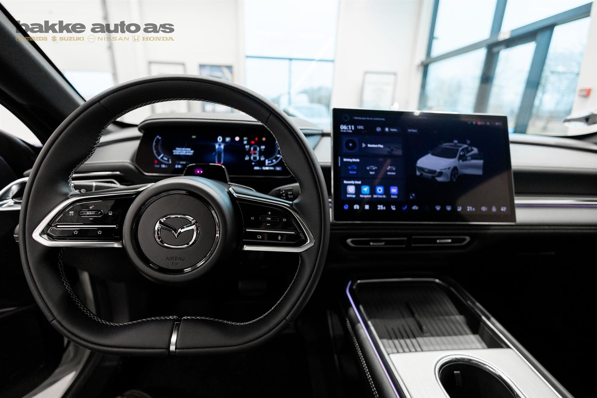 Hvid Mazda 6e fra 2025