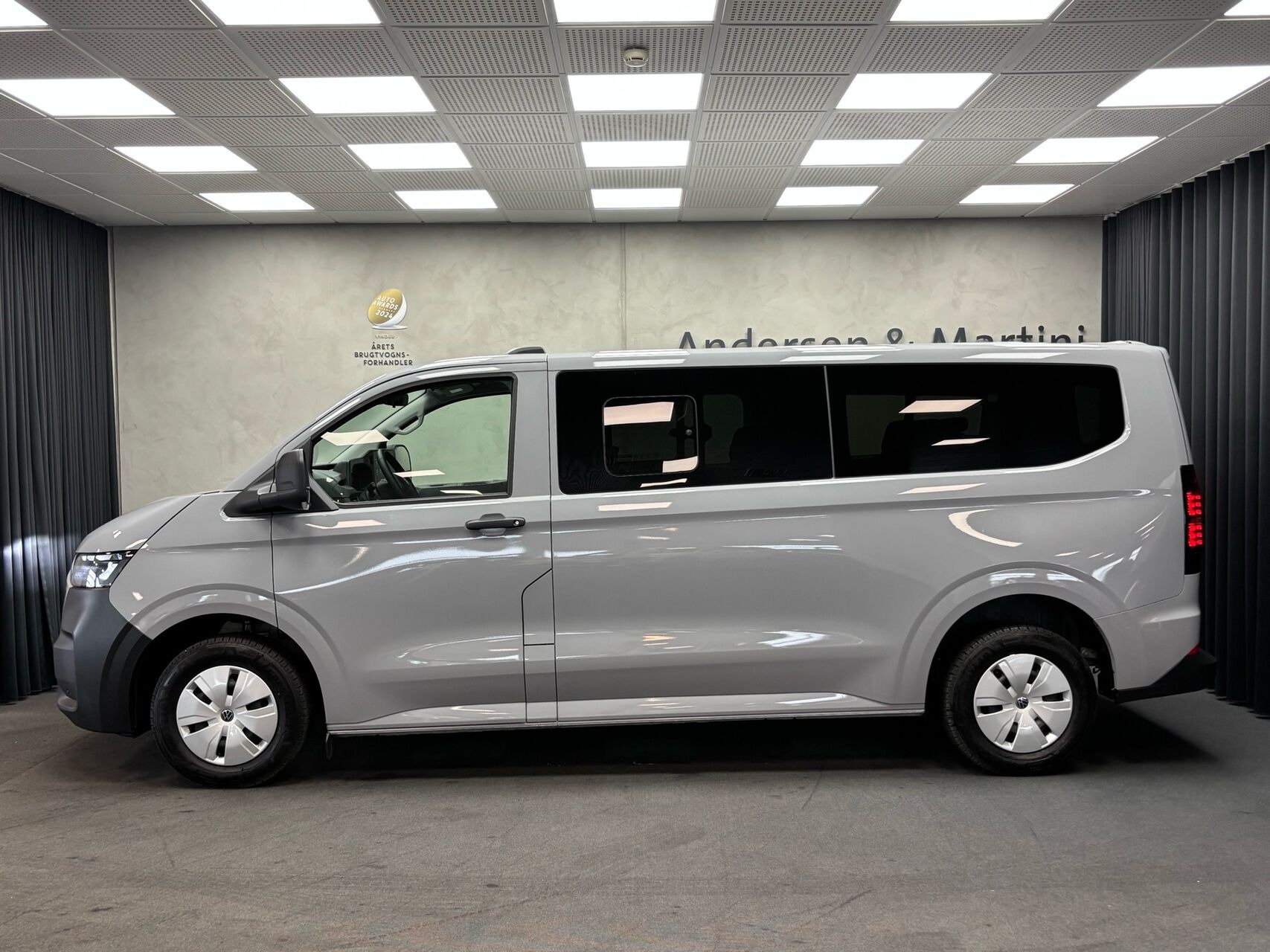 Grå VW e-Transporter fra 2026