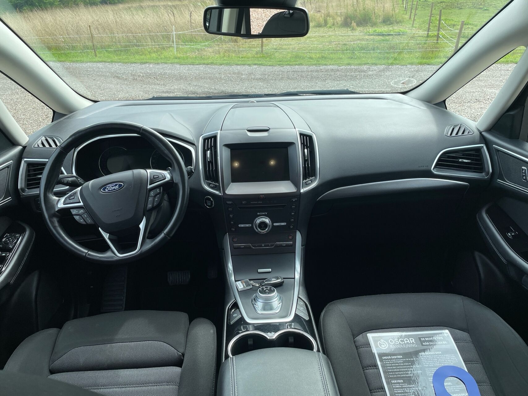 Sort Ford Galaxy fra 2022