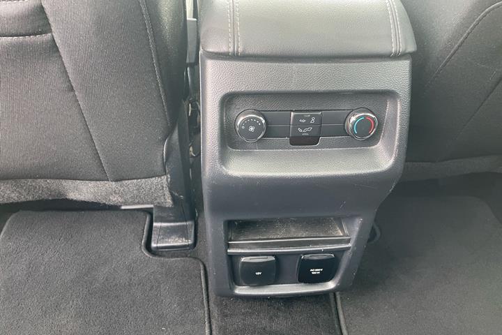 Sort Ford Galaxy fra 2022
