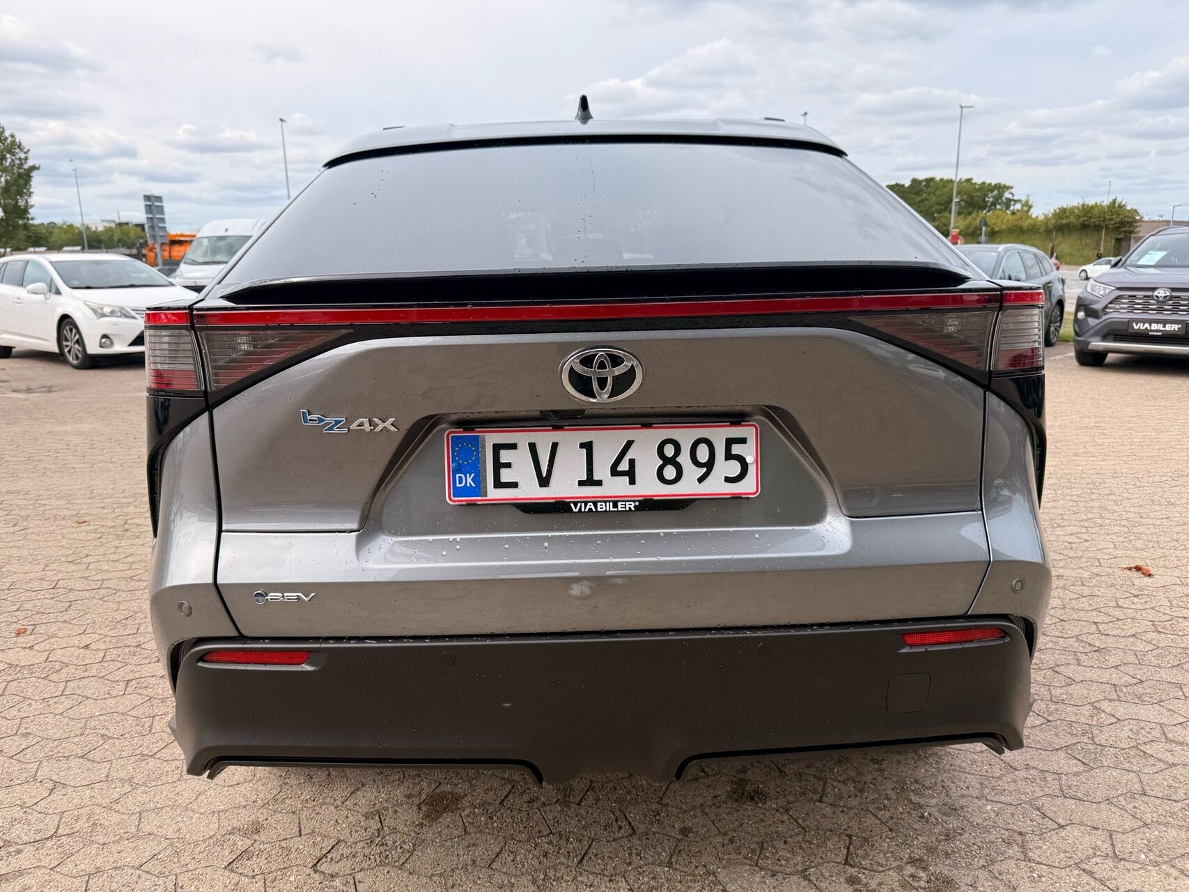 undefined Toyota BZ4X fra 2026