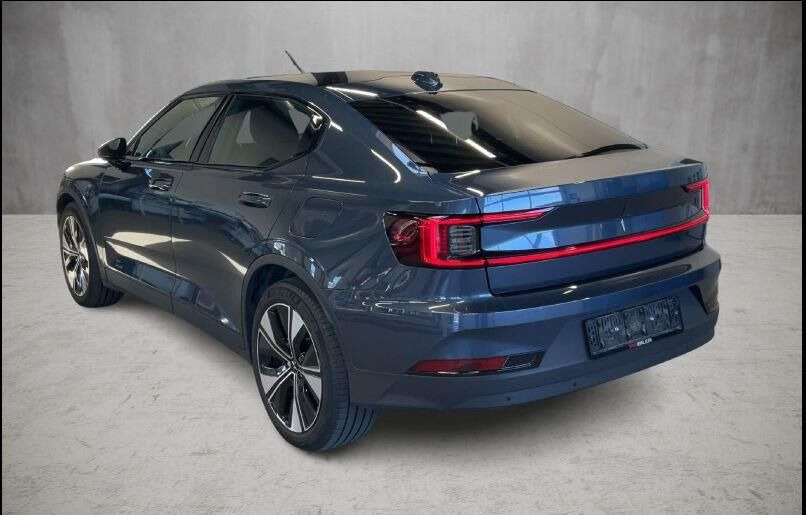 Sort Polestar 2 fra 2024