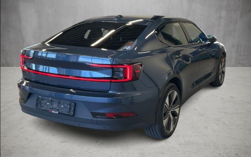 Sort Polestar 2 fra 2024