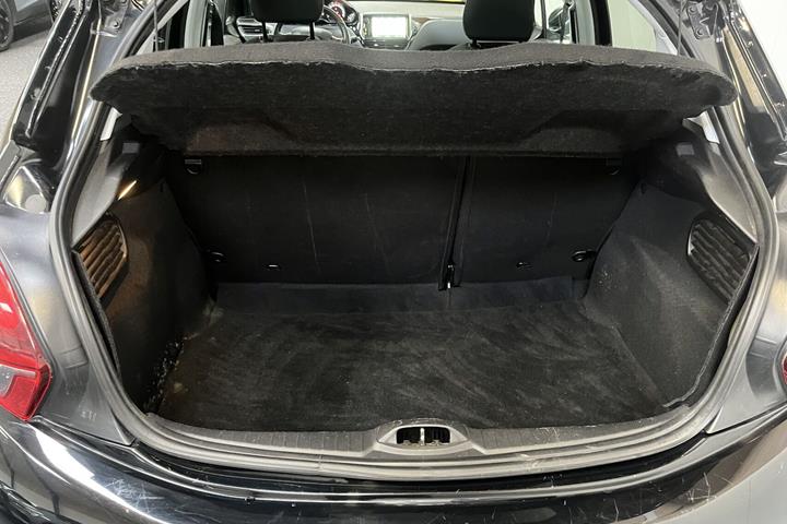 undefined Peugeot 208 fra 2019