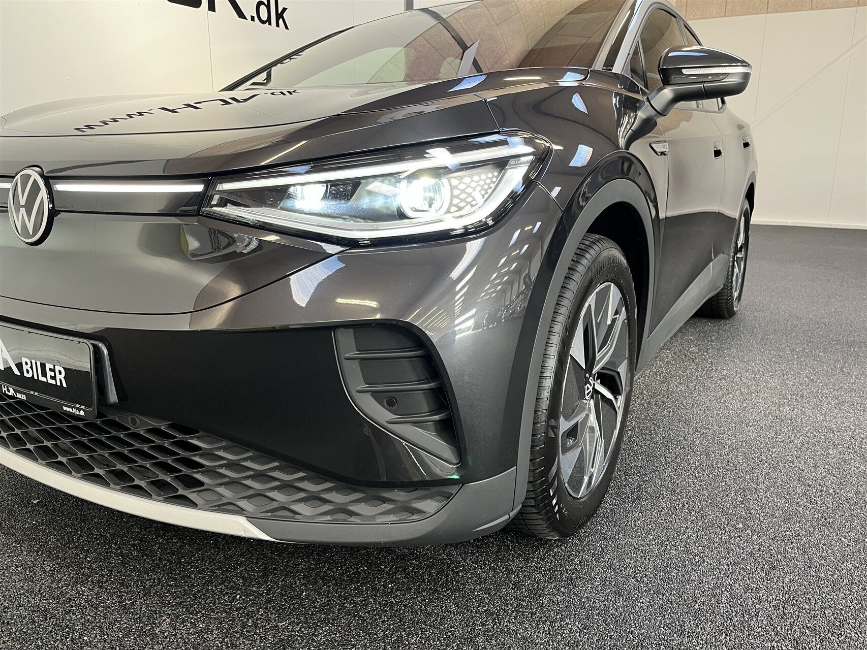 Grå VW ID.4 fra 2022