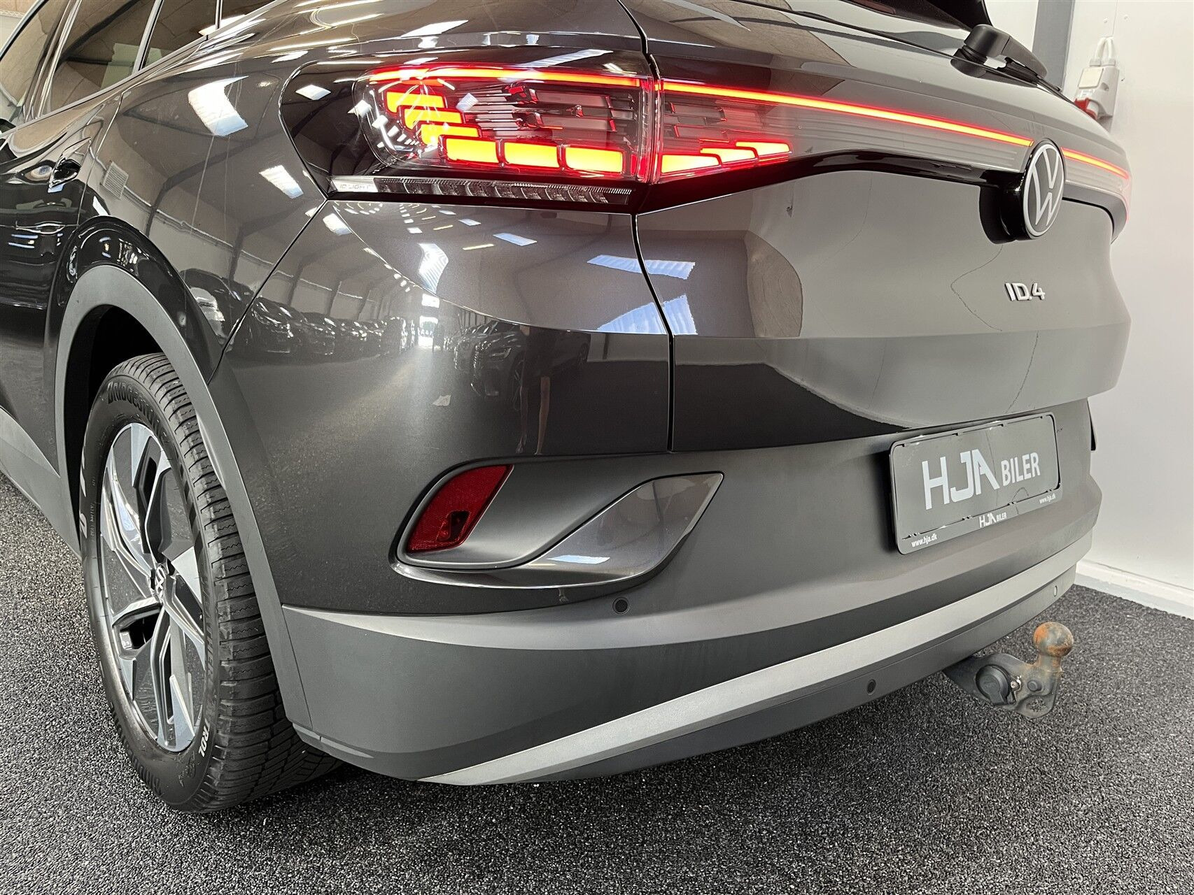 Grå VW ID.4 fra 2022
