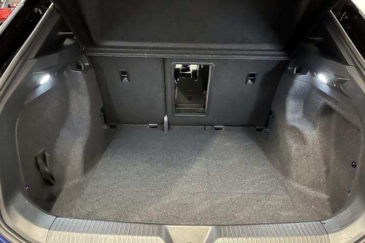 Blå VW ID.4 fra 2021