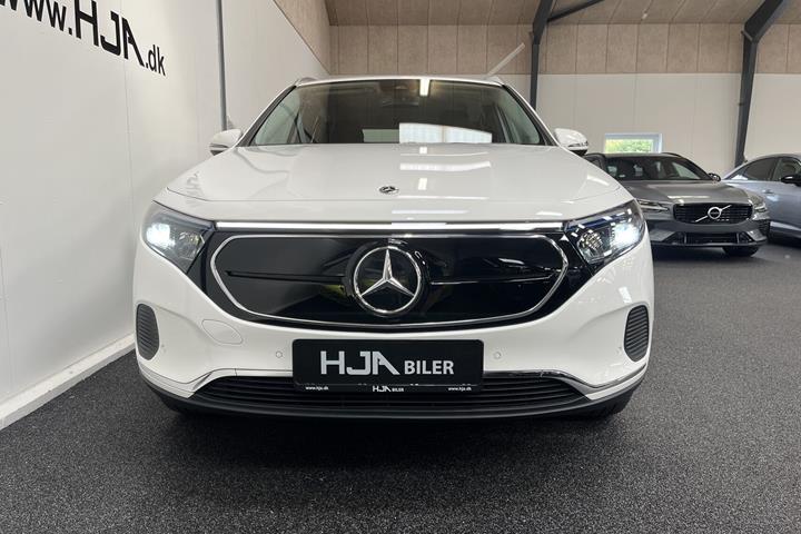 Hvid Mercedes EQA 250 fra 2023