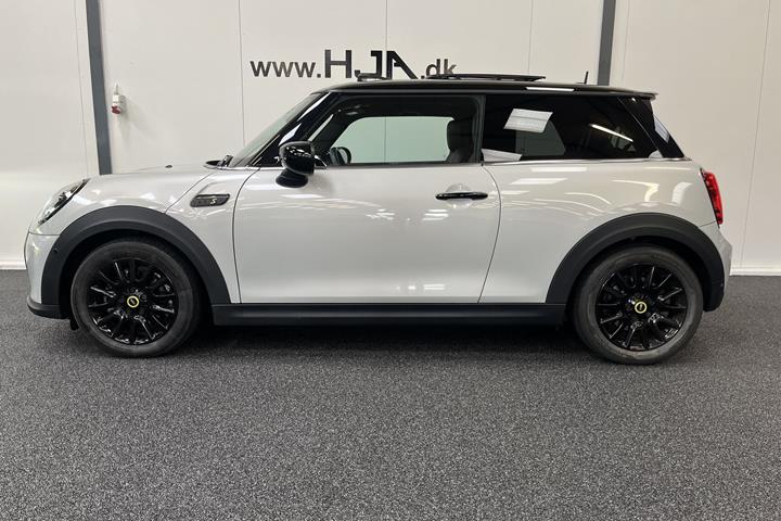 Hvid Mini Cooper fra 2022