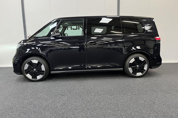 Sort VW ID.Buzz fra 2023