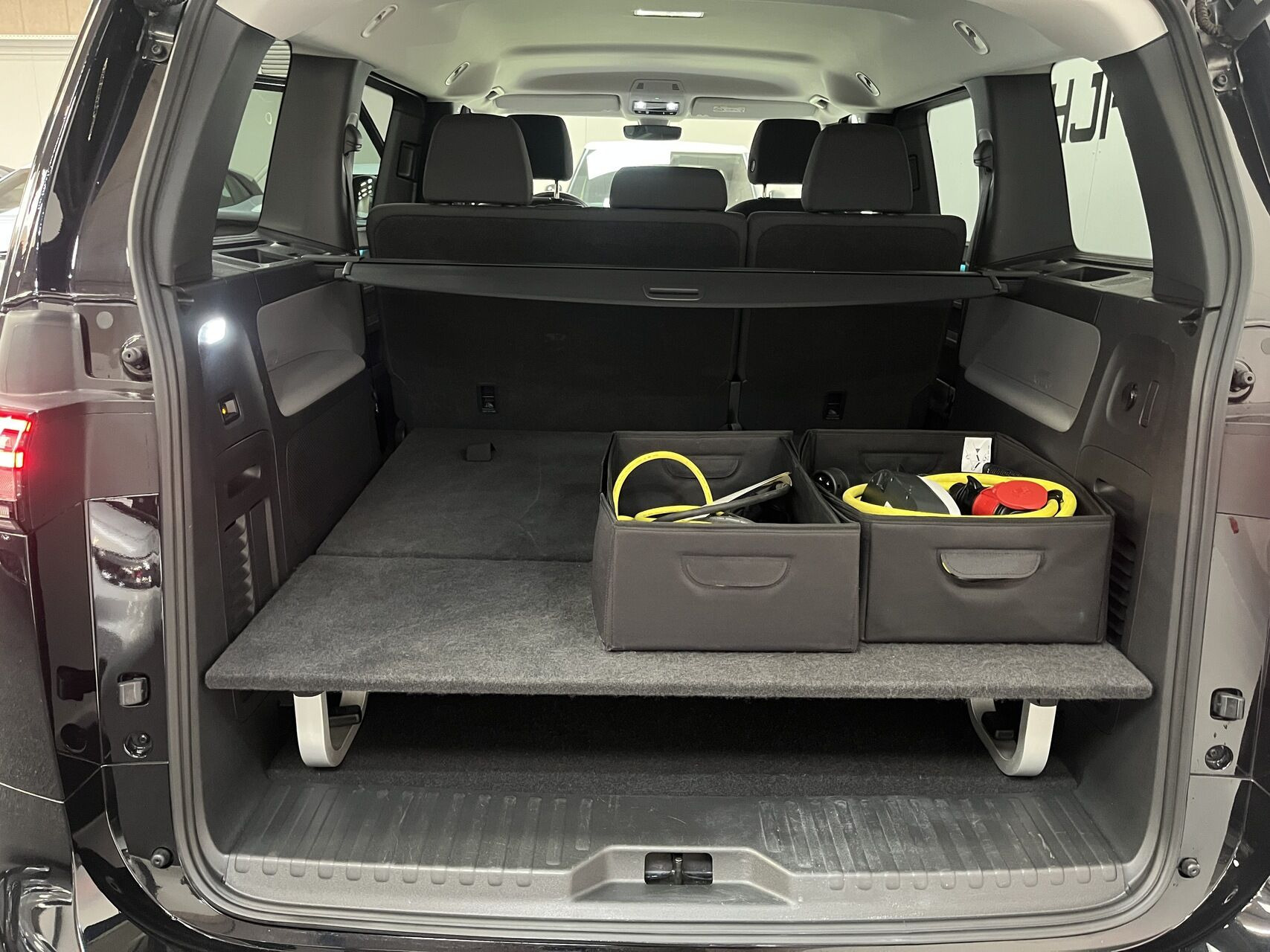 Sort VW ID.Buzz fra 2023