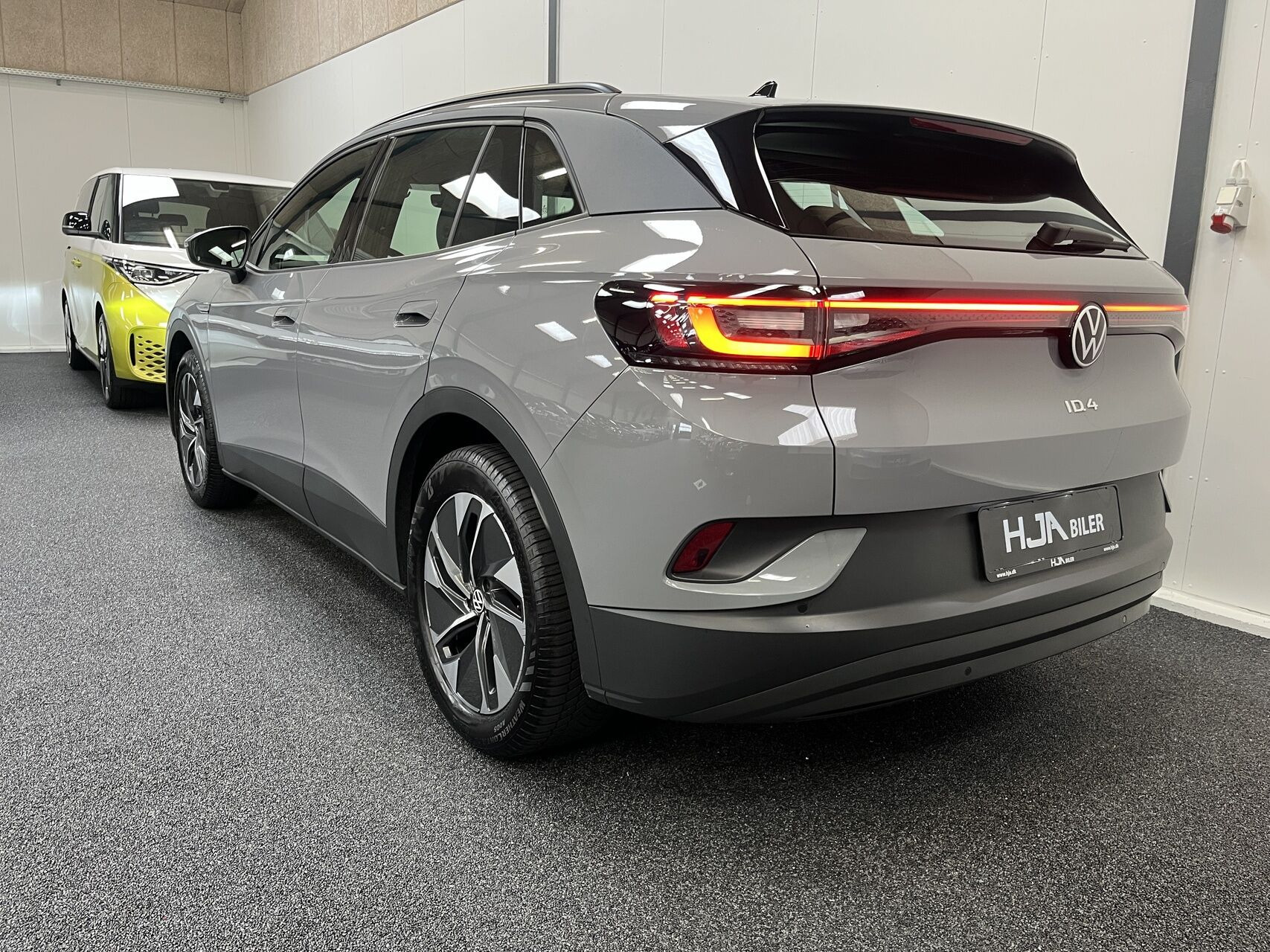 Grå VW ID.4 fra 2022