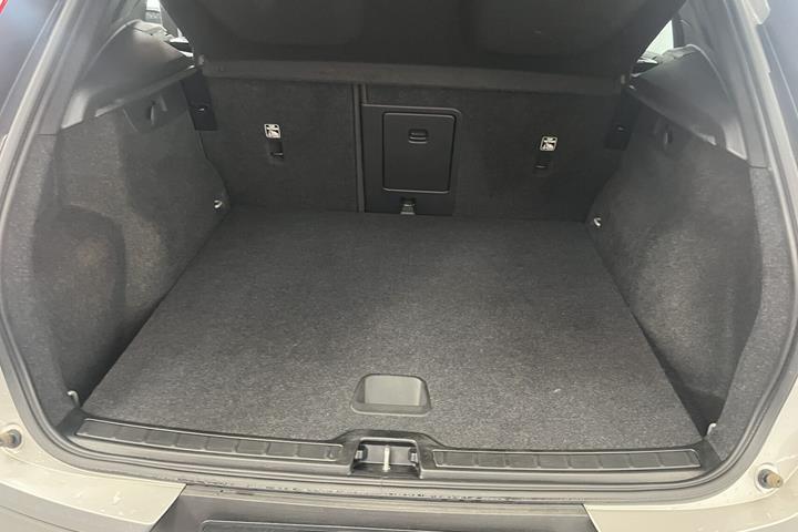 Sølv Volvo XC40 fra 2023