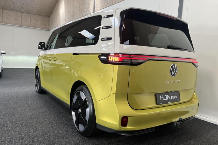 Gul VW ID.Buzz fra 2023