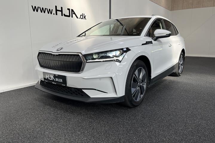 Hvid Skoda Enyaq fra 2022